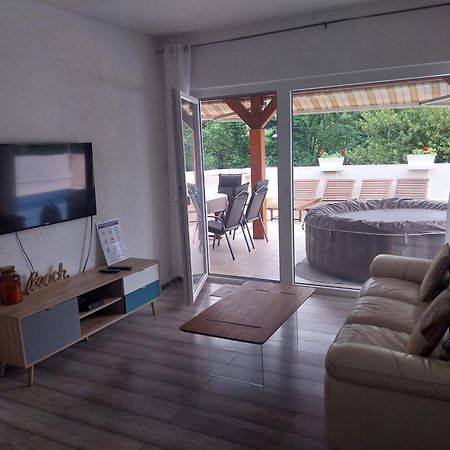 Vila Brig 108 - Private Swimming Pool And Jacuzzi Rijeka Exterior foto