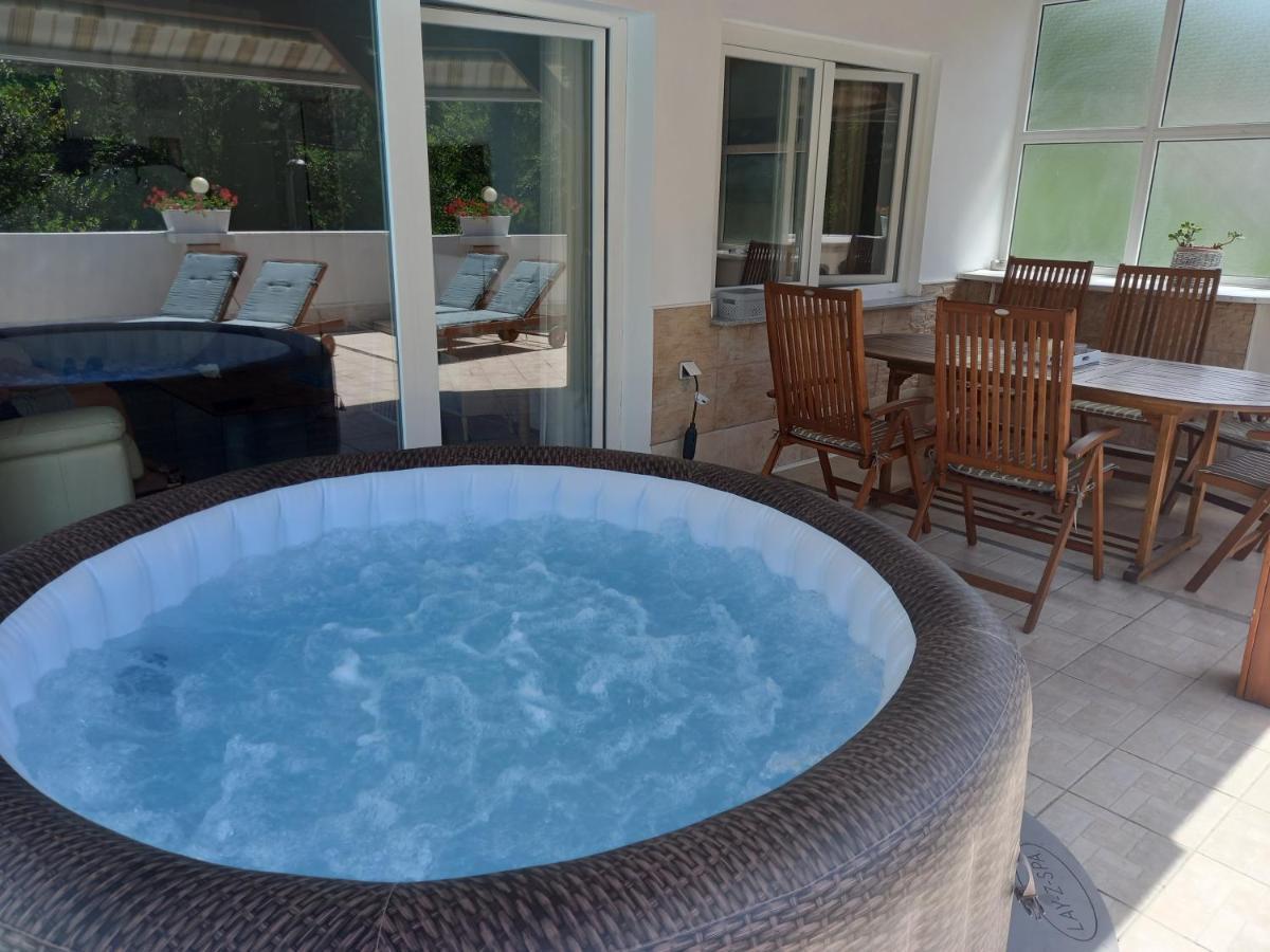 Vila Brig 108 - Private Swimming Pool And Jacuzzi Rijeka Exterior foto